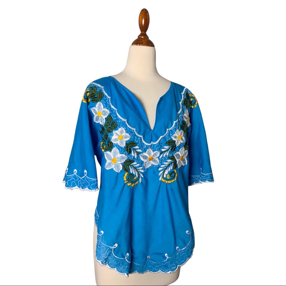 Vintage Short Sleeve Blue Mexican Embroidered Top